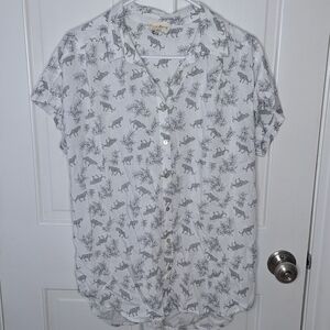 Jane and Delancey White and Gray Animal Print Button-Down Shirt Size Large